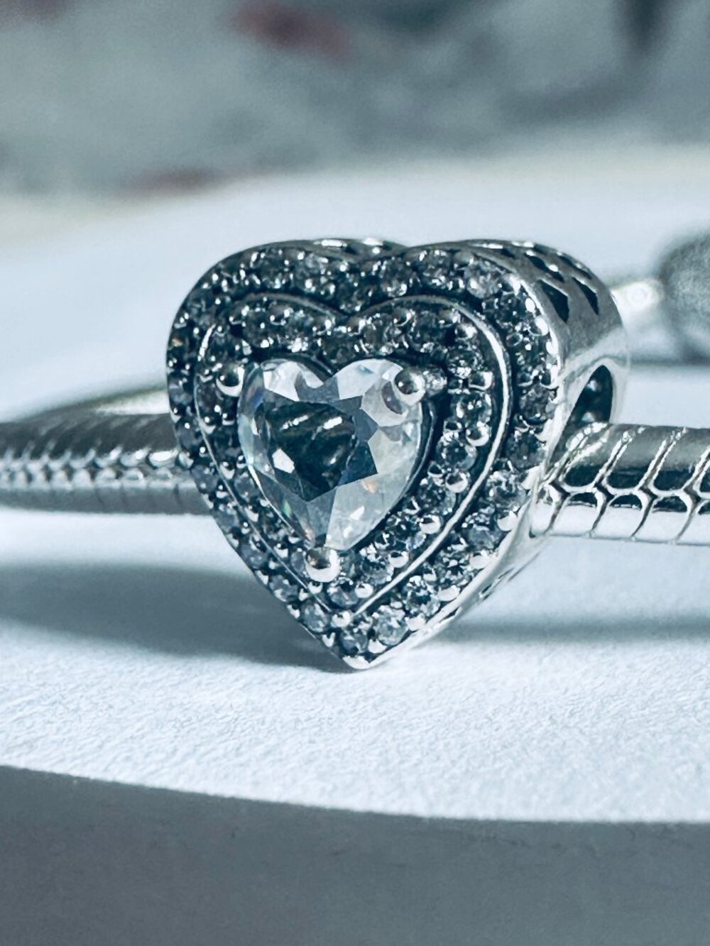 NEW Authentic Pandora Sparkling Levelled Heart Charm CLEAR 799218C02